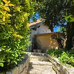 Clair Logis Holiday home *